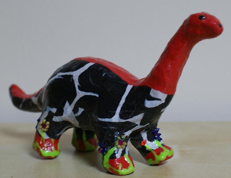 FIGURA ŚREDNIA DECOPATCH BRONTOSAURUS 29X16X8 CM